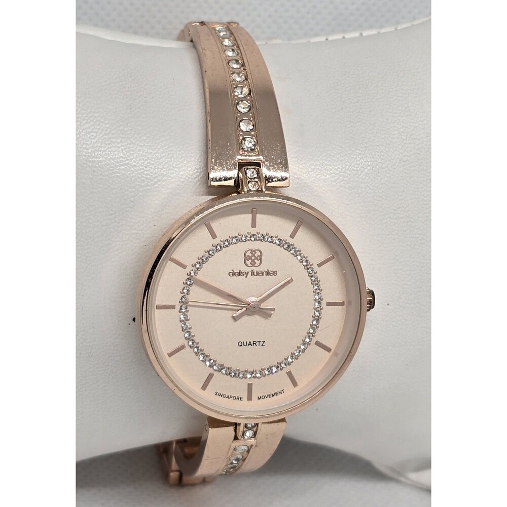 Women's Daisy Fuentes Stylish Trendy Rose Gold Tone Bangle Bracelet Watch 14 - Picture 3 of 8